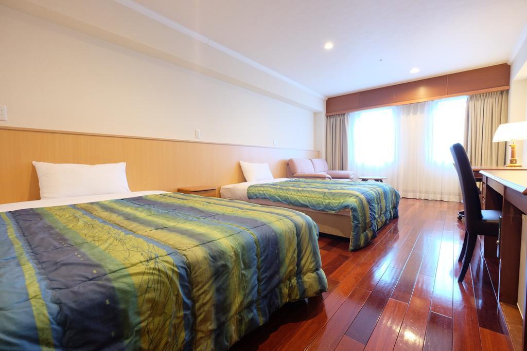 Station Hotel Au Цу Екстер'єр фото