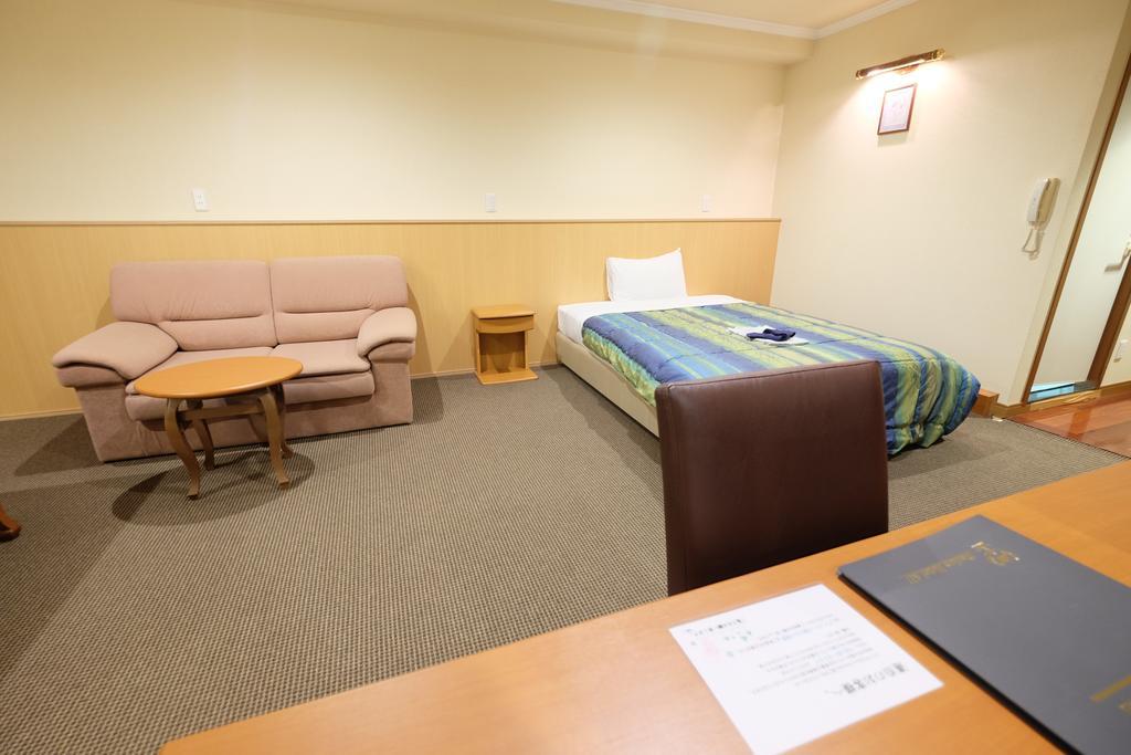 Station Hotel Au Цу Екстер'єр фото